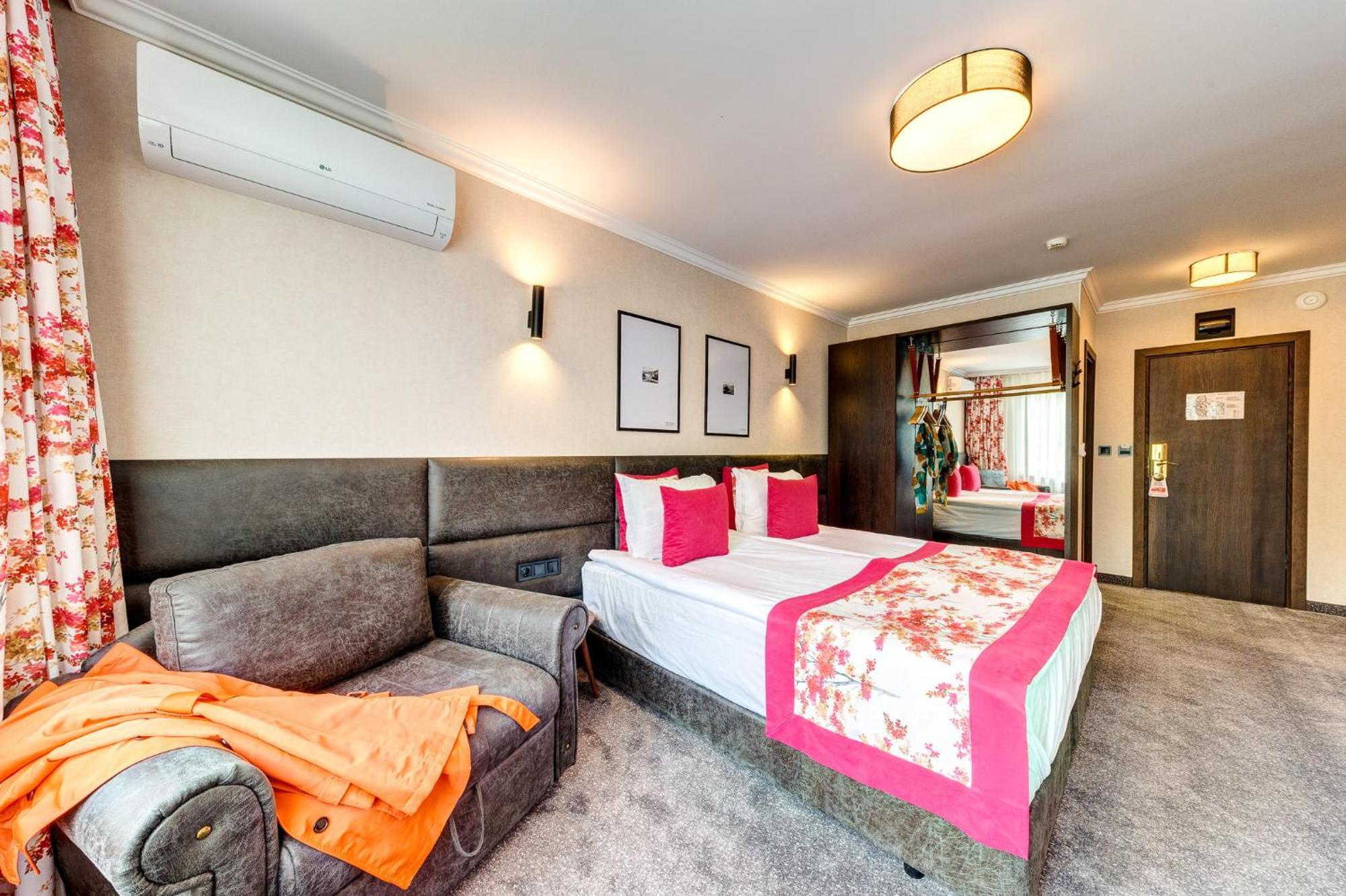 Spa Hotel Kiparis Smolyan Exterior photo